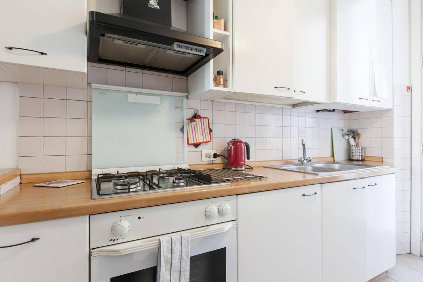 Milanofiere Flat Apartment ภายนอก รูปภาพ
